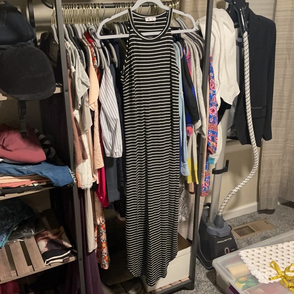 Like new LNA Maxi Dress - Picture 5 of 6